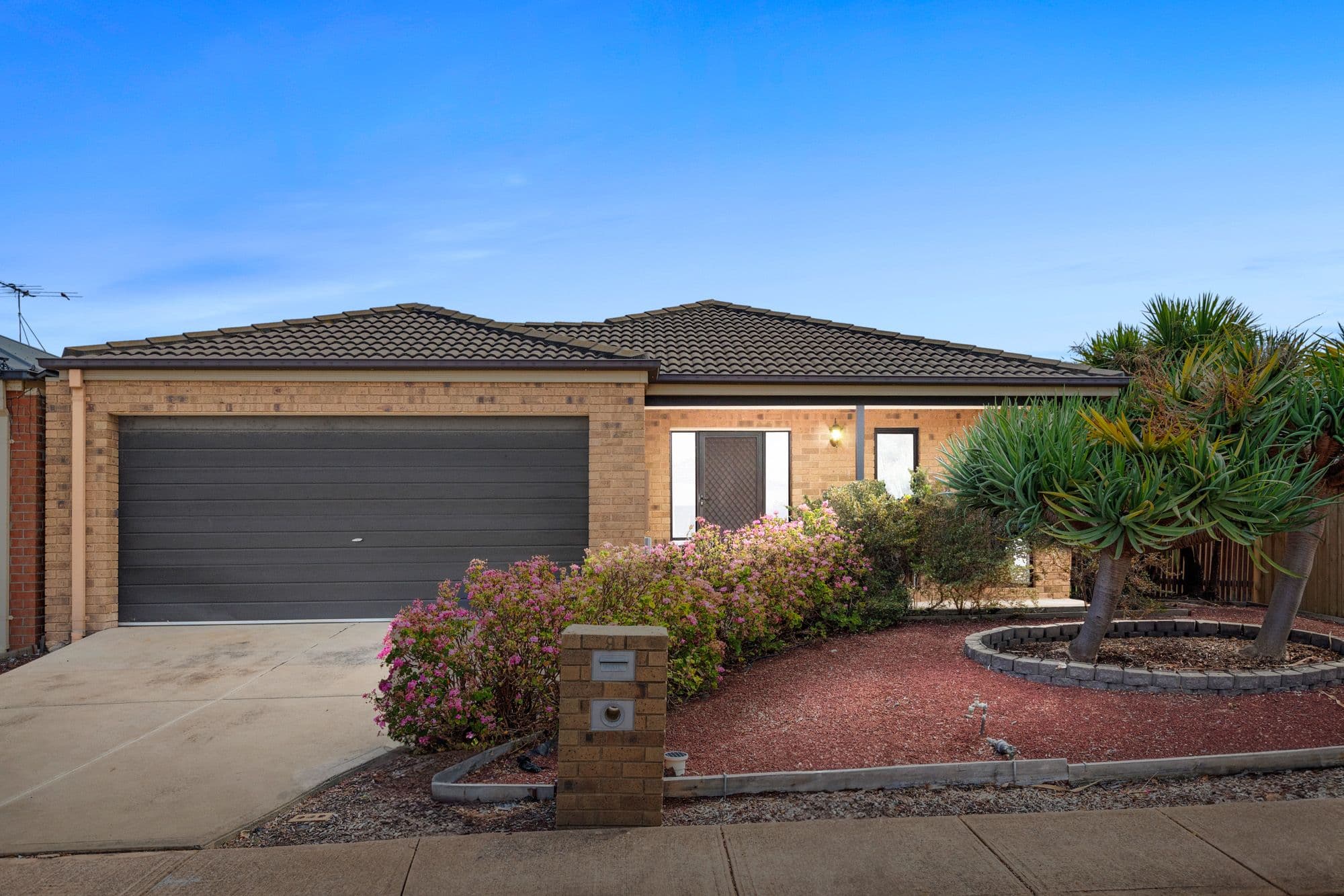 9 Spoonbill Close, Williams Landing VIC 3027, Williams Landing - Thumbnail 2