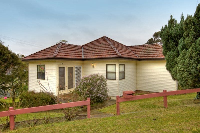 18 Angus Avenue, WARATAH WEST NSW 2298, Waratah West - Image 1