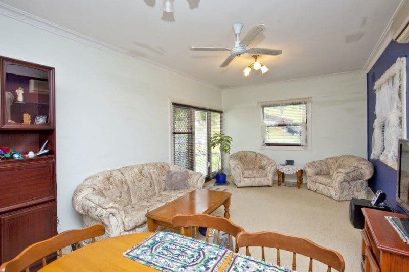 18 Angus Avenue, WARATAH WEST NSW 2298, Waratah West - Thumbnail 2