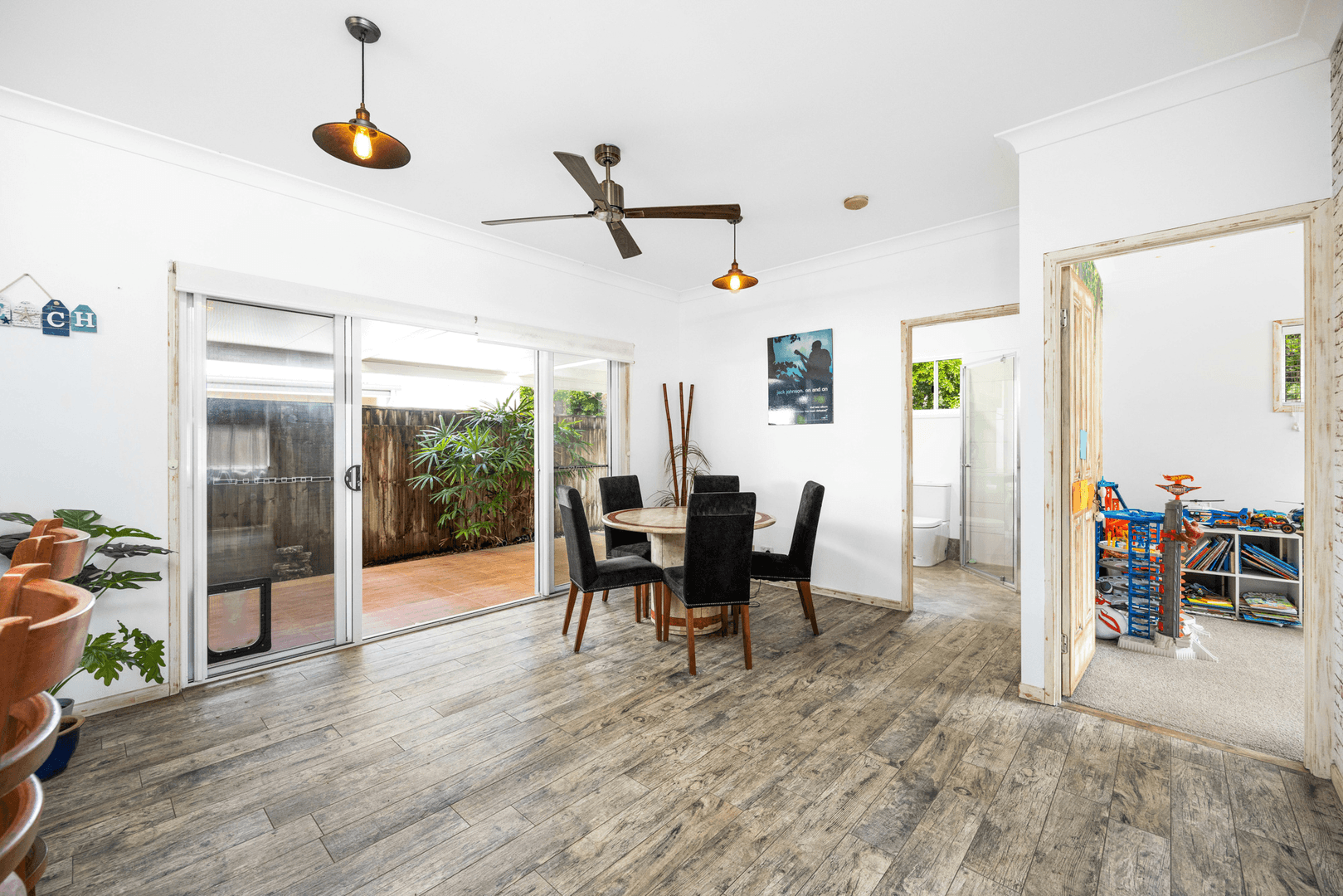 8 Crete Court, Kawana Island QLD 4575, Kawana Island - Thumbnail 3