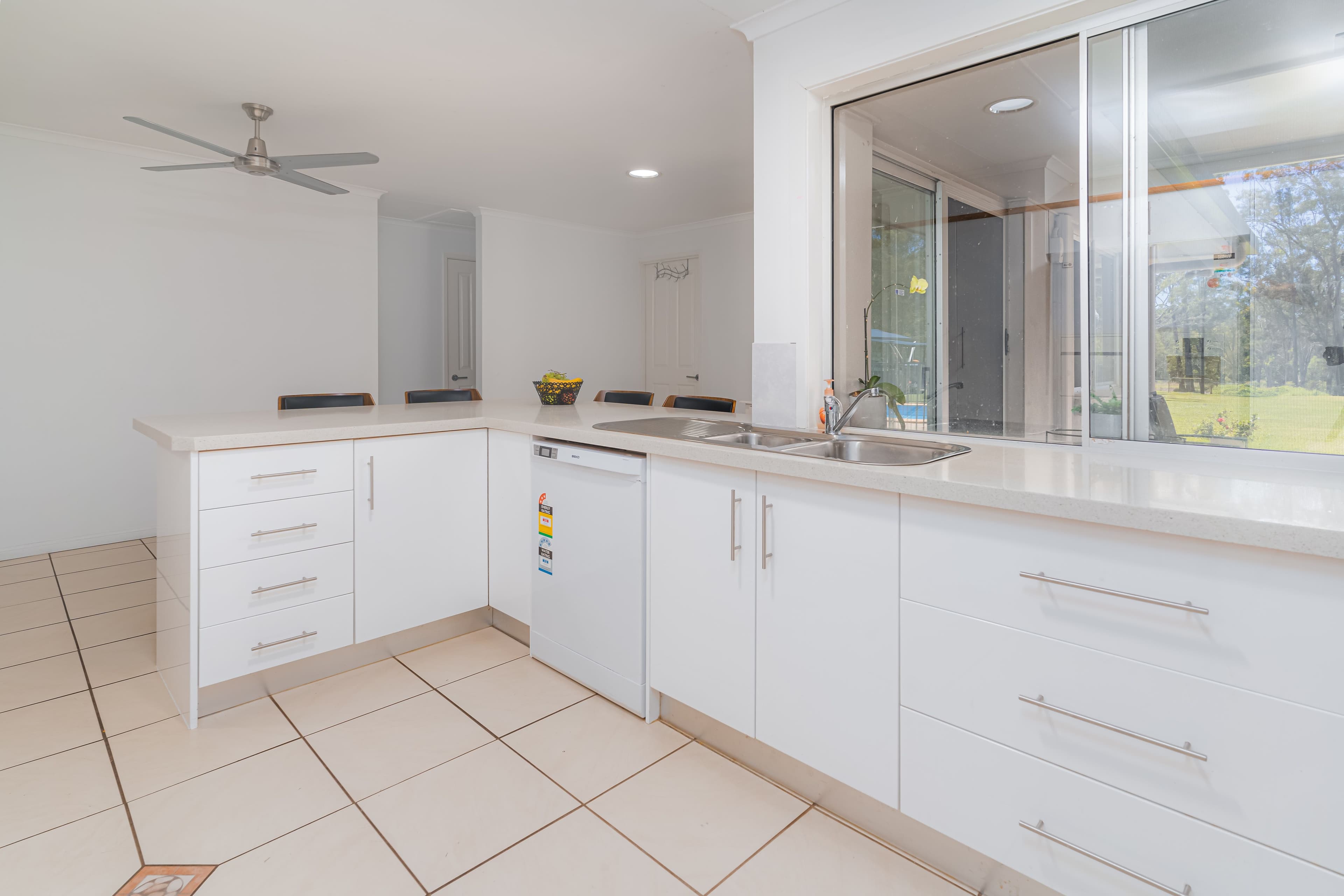 10 Thwaites Street, Bannockburn QLD 4207, Bannockburn - Thumbnail 4