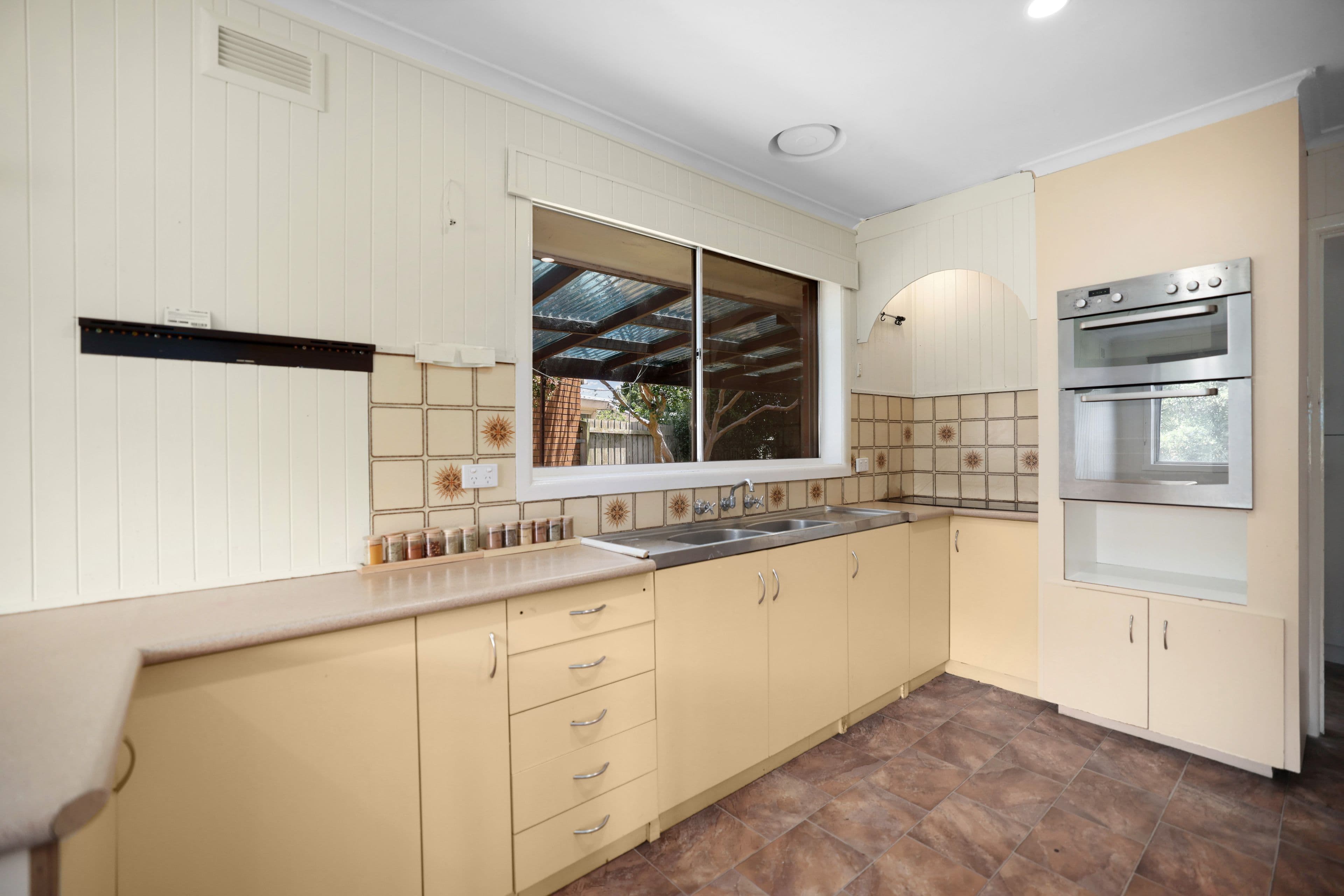 12 Susan Street, Bayswater VIC 3153, Bayswater - Thumbnail 3