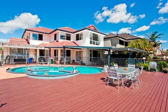 151 Santa Cruz Boulevard, CLEAR ISLAND WATERS QLD 4226, Clear Island Waters - Thumbnail 3