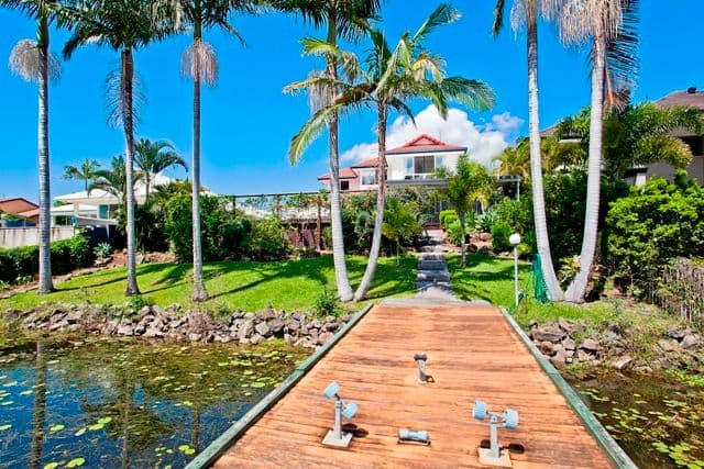151 Santa Cruz Boulevard, CLEAR ISLAND WATERS QLD 4226, Clear Island Waters - Thumbnail 4