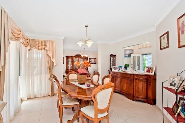 151 Santa Cruz Boulevard, CLEAR ISLAND WATERS QLD 4226, Clear Island Waters - Thumbnail 7