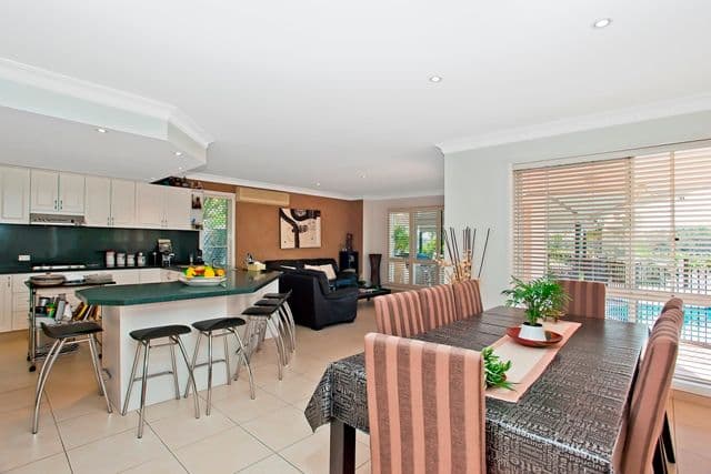 151 Santa Cruz Boulevard, CLEAR ISLAND WATERS QLD 4226, Clear Island Waters - Thumbnail 8