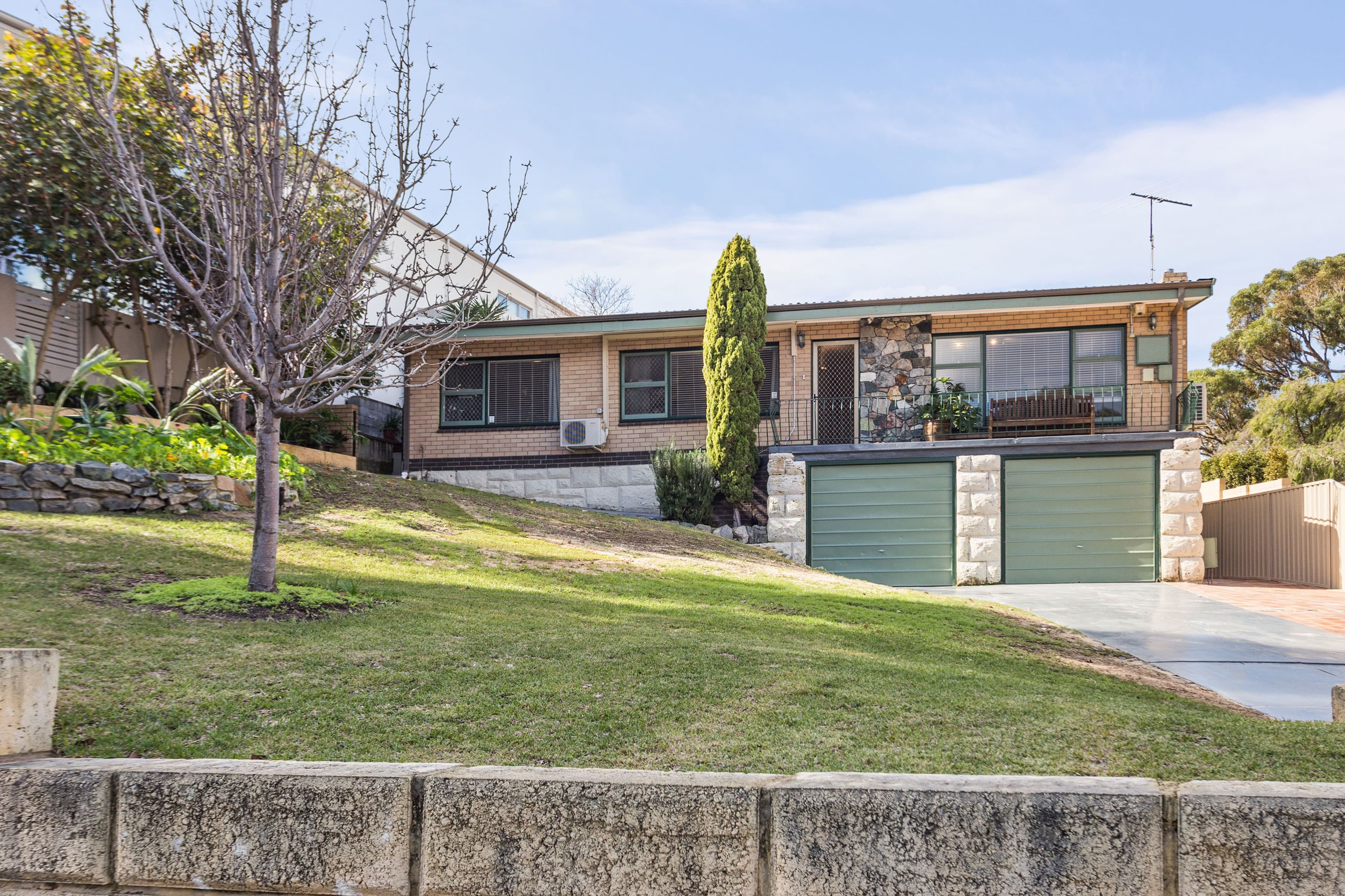 166 Calais Road, Wembley Downs WA 6019, Wembley Downs - Thumbnail 2