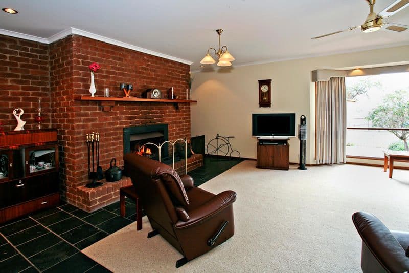 31 Springhurst Crescent, GROVEDALE VIC 3216, Grovedale - Thumbnail 4