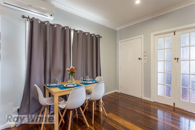 202 Oates Avenue, HOLLAND PARK QLD 4121, Holland Park - Thumbnail 5