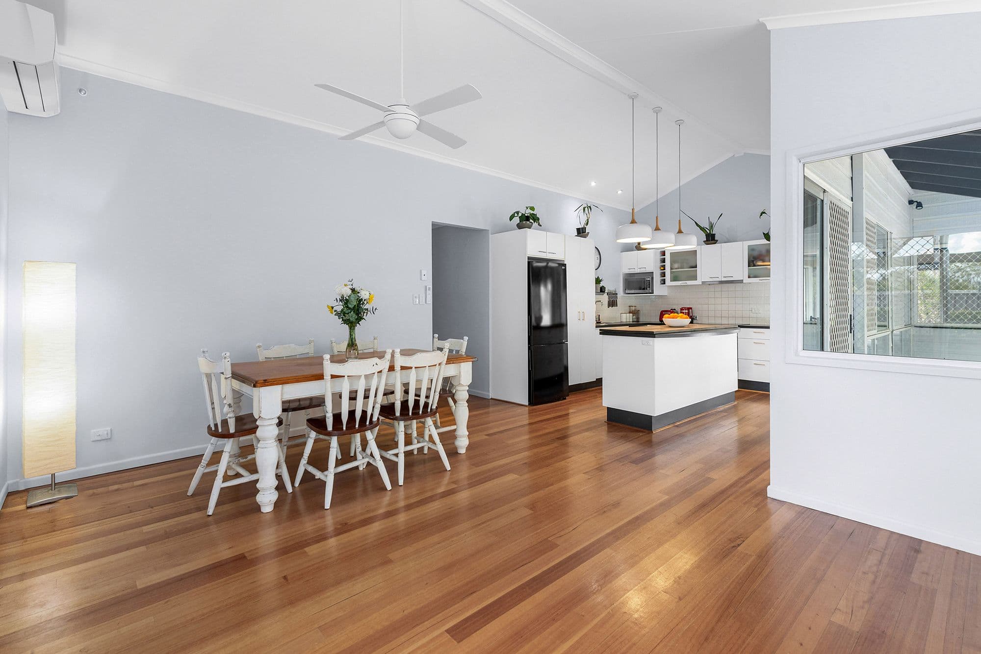 6 Tobin Street, Middle Park QLD 4074, Middle Park - Thumbnail 2