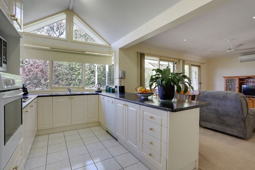1 Prudence Court, LILYDALE VIC 3140, Lilydale - Thumbnail 2