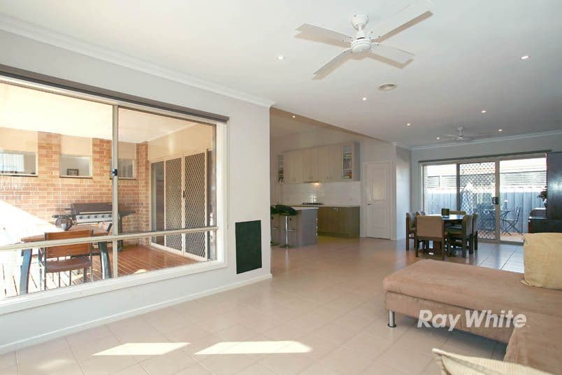 3 Dan Morgan Drive, CRANBOURNE EAST VIC 3977, Cranbourne East - Thumbnail 7
