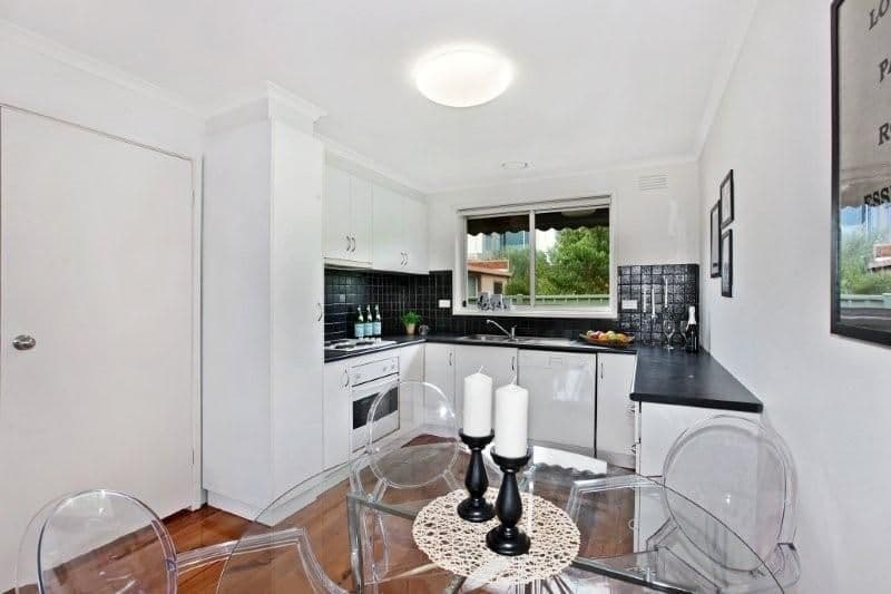 16 Braemar Street, ESSENDON VIC 3040, Essendon - Thumbnail 2