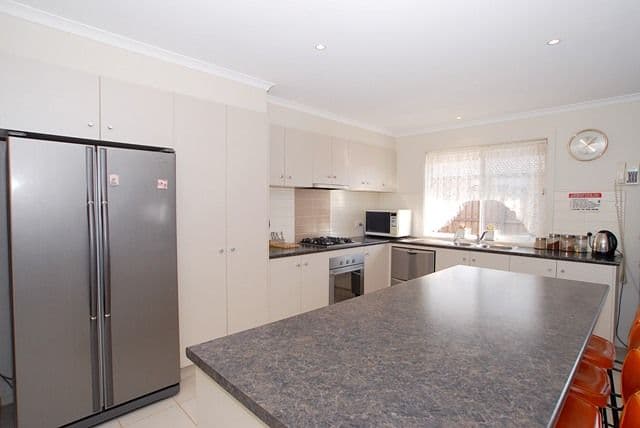 49 Wentworth Avenue, WYNDHAM VALE VIC 3024, Wyndham Vale - Thumbnail 2