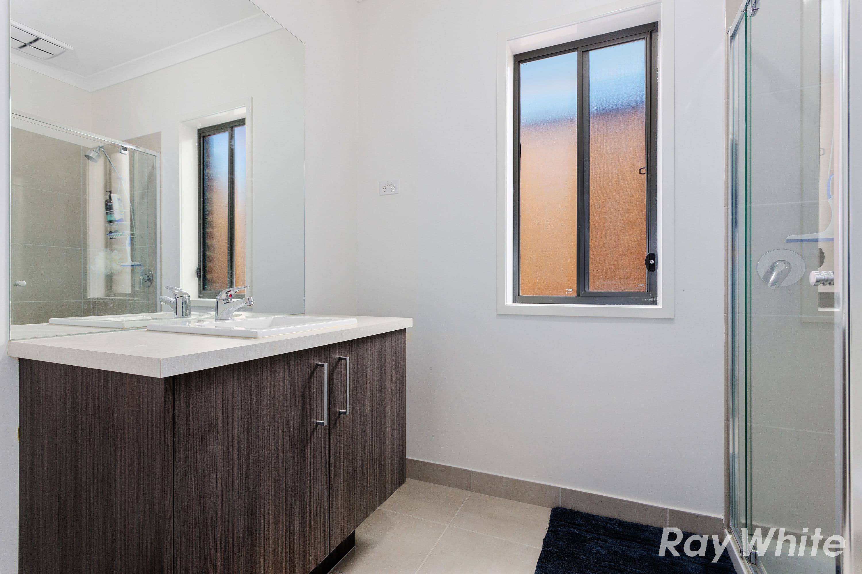 27 Ascot Park Drive, Pakenham VIC 3810, Pakenham - Thumbnail 3