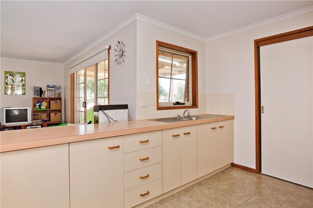 3 Enrob Court, GROVEDALE VIC 3216, Grovedale - Thumbnail 5