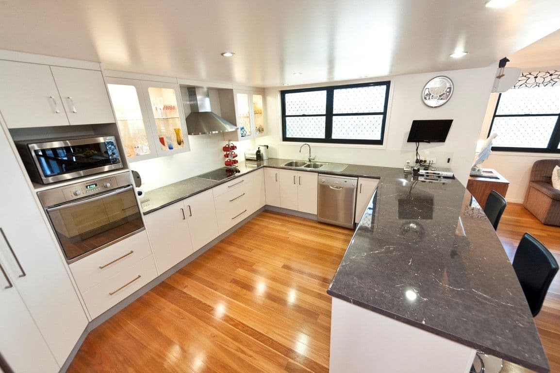 8 Murlay Avenue, FRENCHVILLE QLD 4701, Frenchville - Thumbnail 6