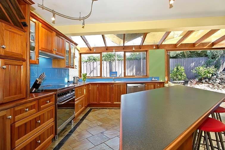 3 Sandhurst Court, WHEELERS HILL VIC 3150, Wheelers Hill - Thumbnail 3