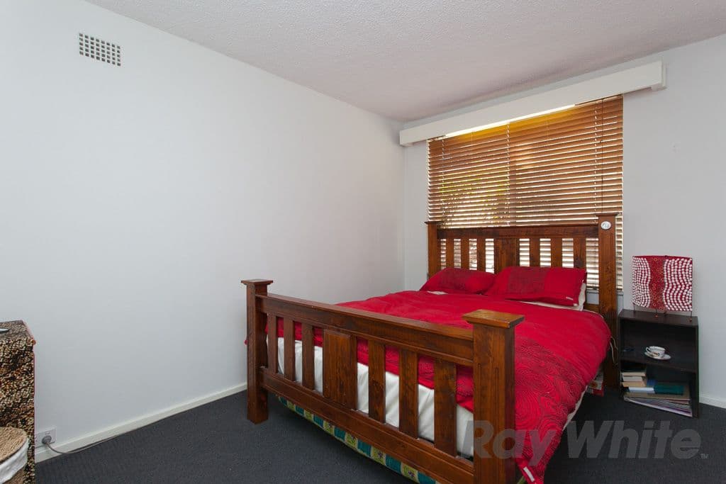 18 Hillview Crescent, THE HILL NSW 2300, The Hill - Thumbnail 8