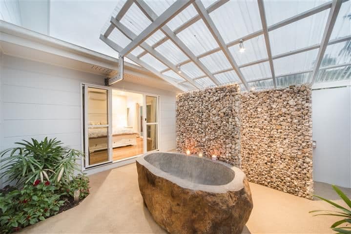 16 Tropic Road, Cannonvale QLD 4802, Cannonvale - Thumbnail 2