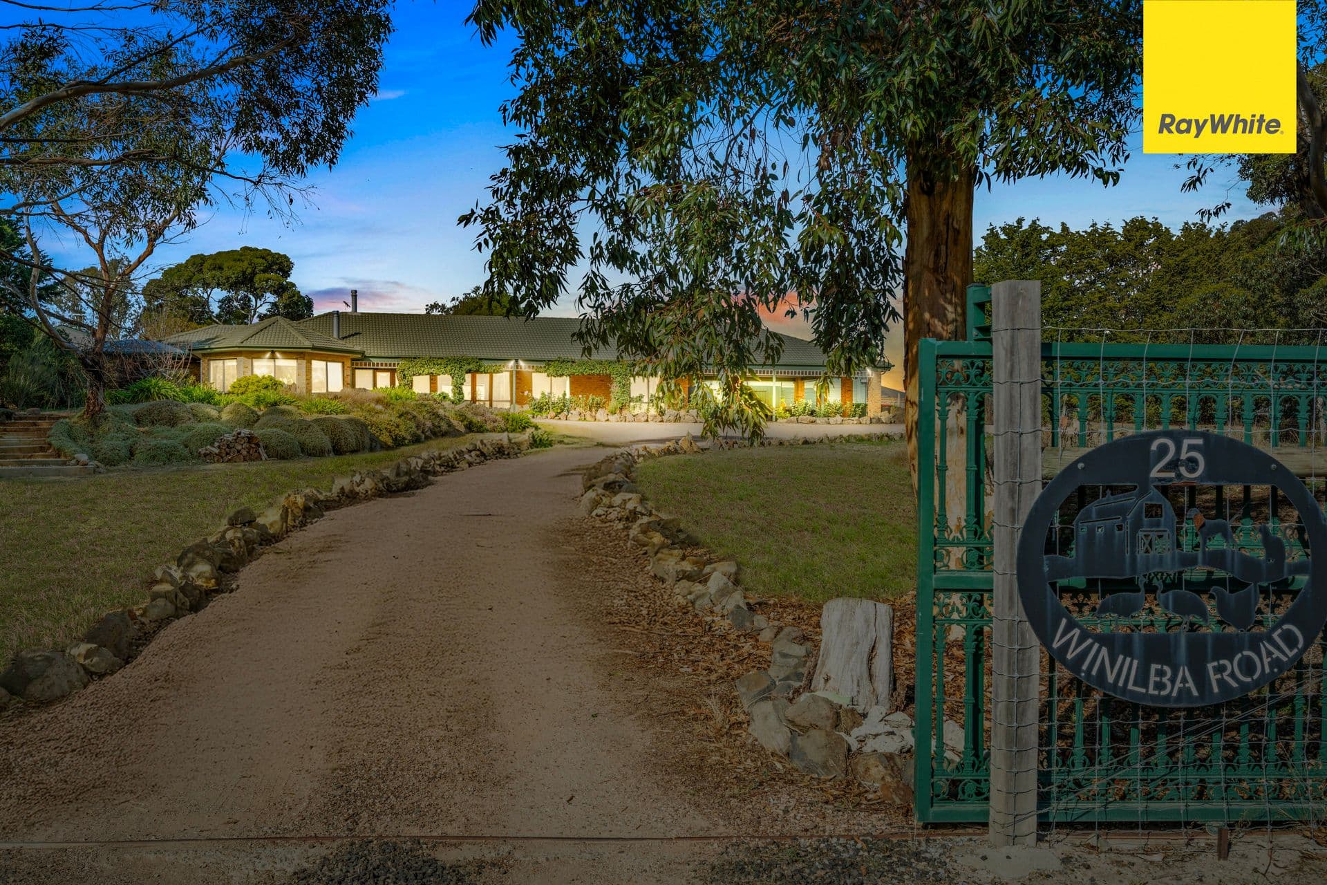 25 Winilba Road, Sunbury VIC 3429, Sunbury - Thumbnail 2