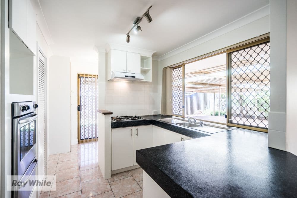 30 Wintersweet Ramble, Mirrabooka WA 6061, Mirrabooka - Thumbnail 3