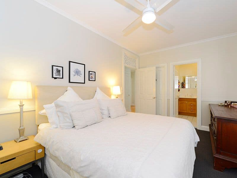 99 Kingsbury Street, NORMAN PARK QLD 4170, Norman Park - Thumbnail 7
