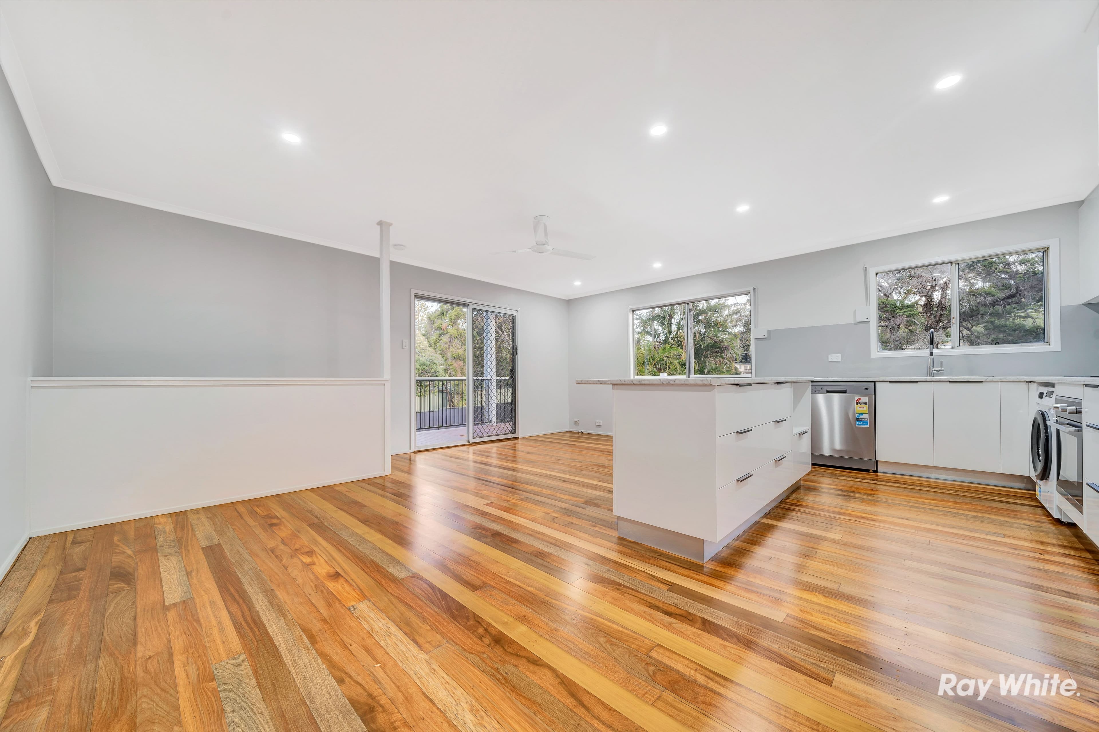 12 Spruce Street, Kingston QLD 4114, Kingston - Thumbnail 7