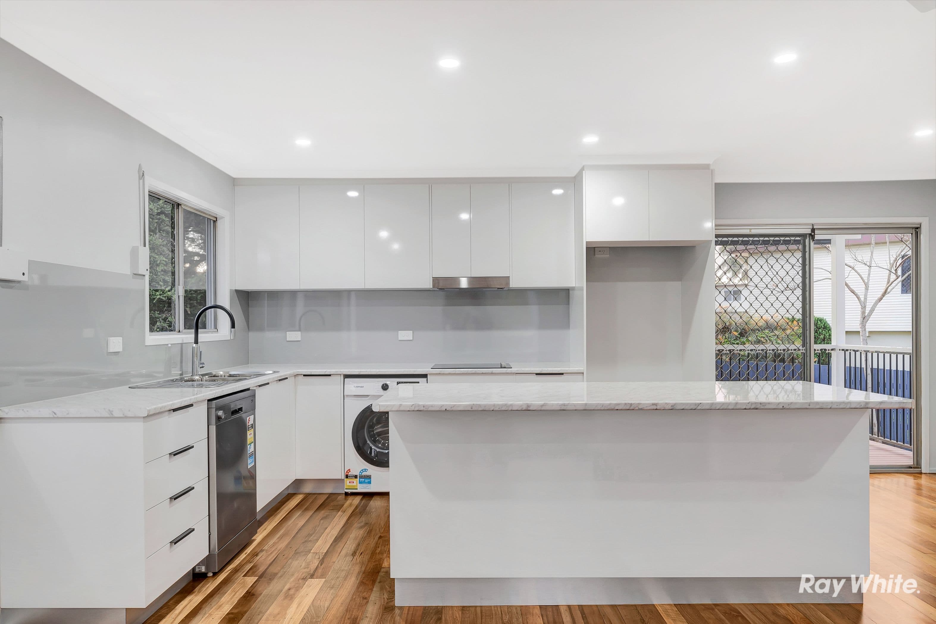 12 Spruce Street, Kingston QLD 4114, Kingston - Thumbnail 8