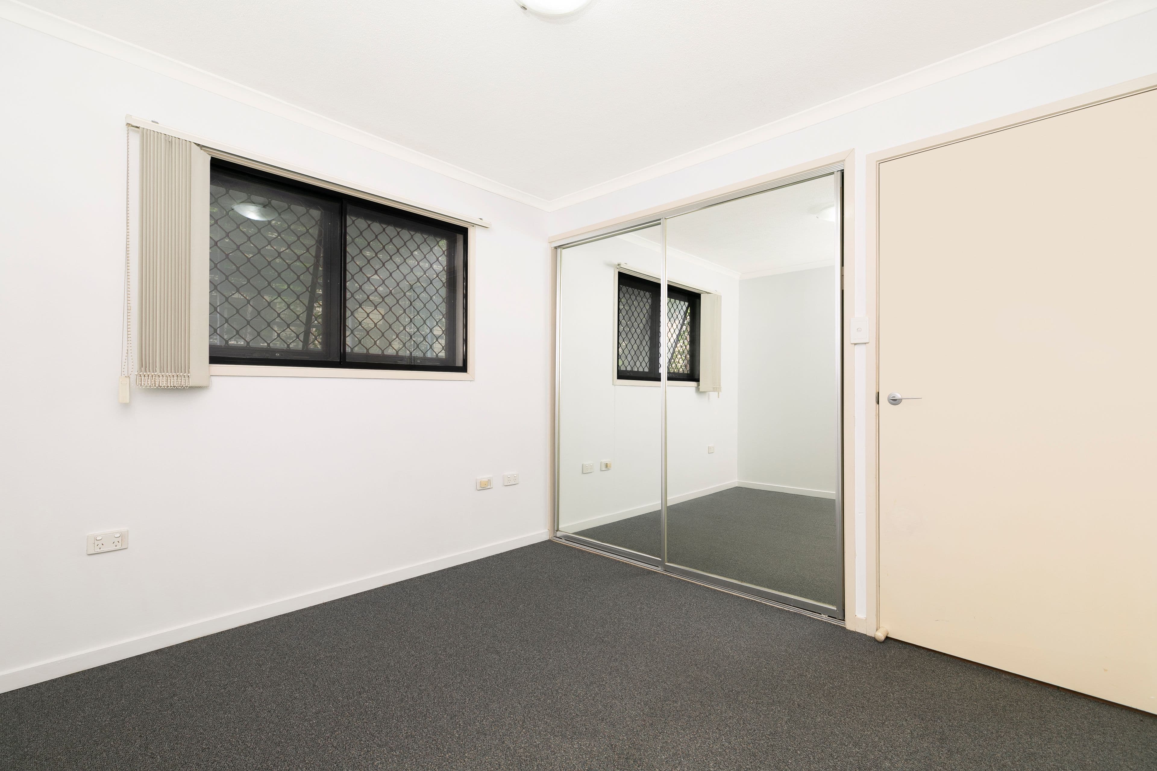 106 Linton Street, Kangaroo Point QLD 4169, Kangaroo Point - Thumbnail 6