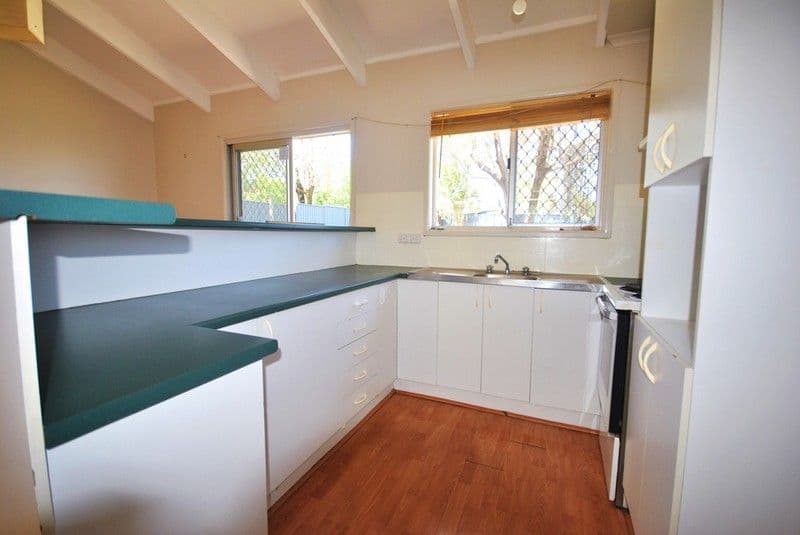 9 Geelong Court, EAGLEBY QLD 4207, Eagleby - Thumbnail 3