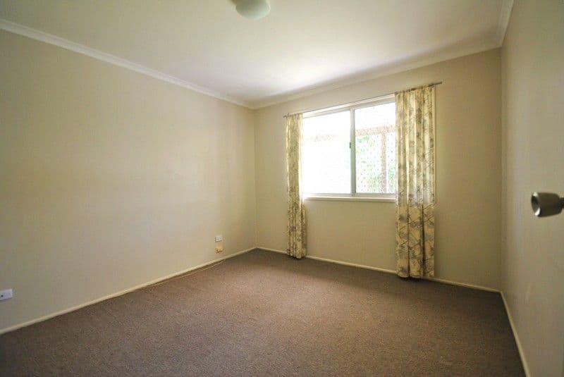 9 Geelong Court, EAGLEBY QLD 4207, Eagleby - Thumbnail 5