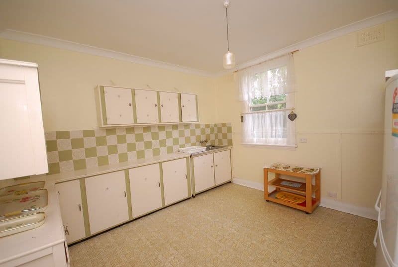 54 Ryrie Street, BRAIDWOOD NSW 2622, Braidwood - Thumbnail 2
