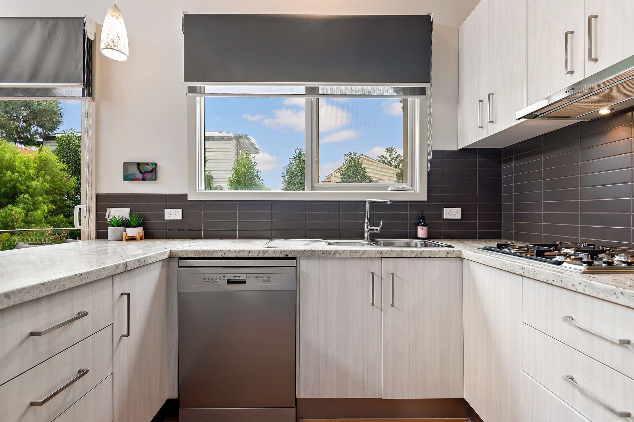 21 Belle Crescent, Mordialloc VIC 3195, Mordialloc - Thumbnail 3