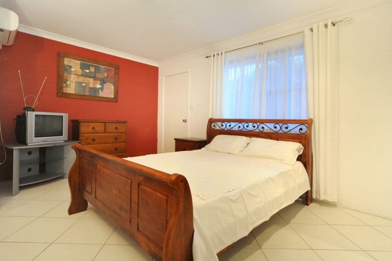 7 Shelley Close, CANNONVALE QLD 4802, Cannonvale - Thumbnail 7