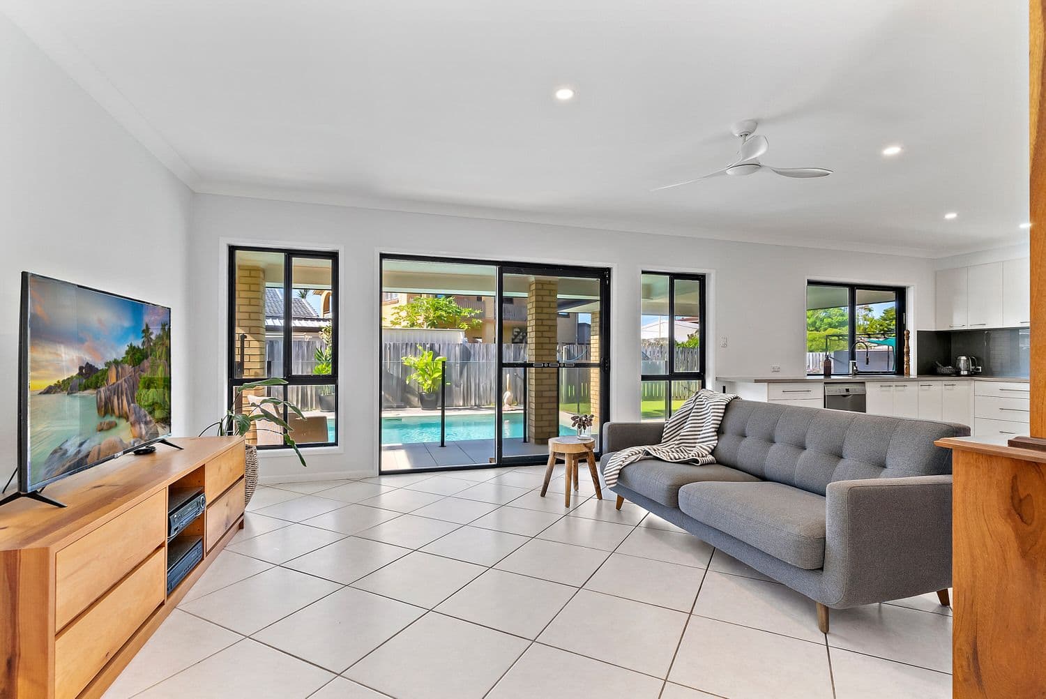 7 Oomoo Street, Buddina QLD 4575, Buddina - Thumbnail 7