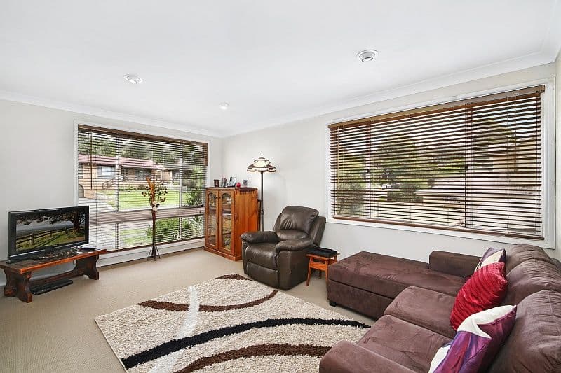 69 Henry Parkes Drive, Berkeley Vale NSW 2261, Berkeley Vale - Thumbnail 4