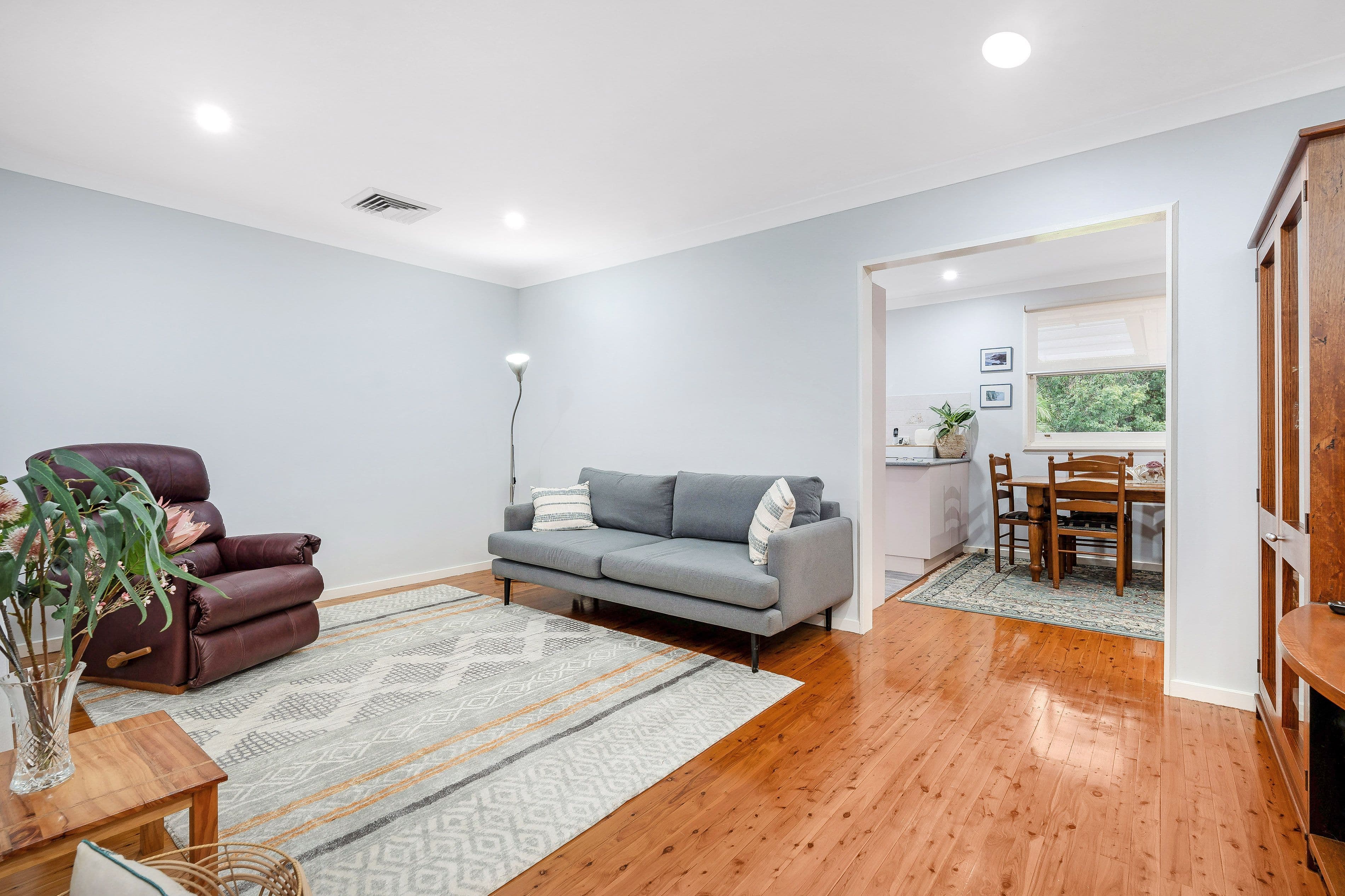 4 Savoy Crescent, Chester Hill NSW 2162, Chester Hill - Thumbnail 3