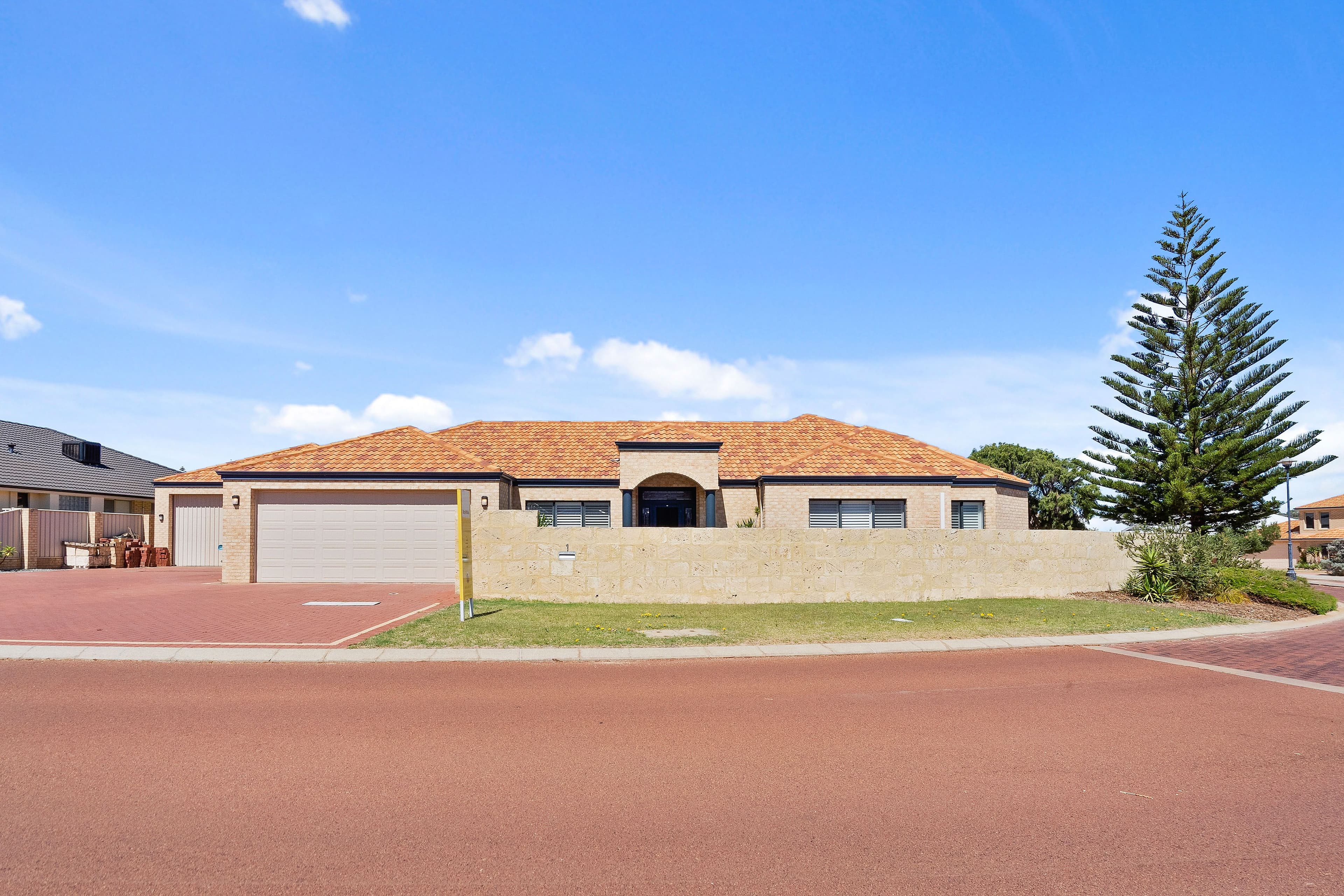 1 Batavia Avenue, Wannanup WA 6210, Wannanup - Thumbnail 3