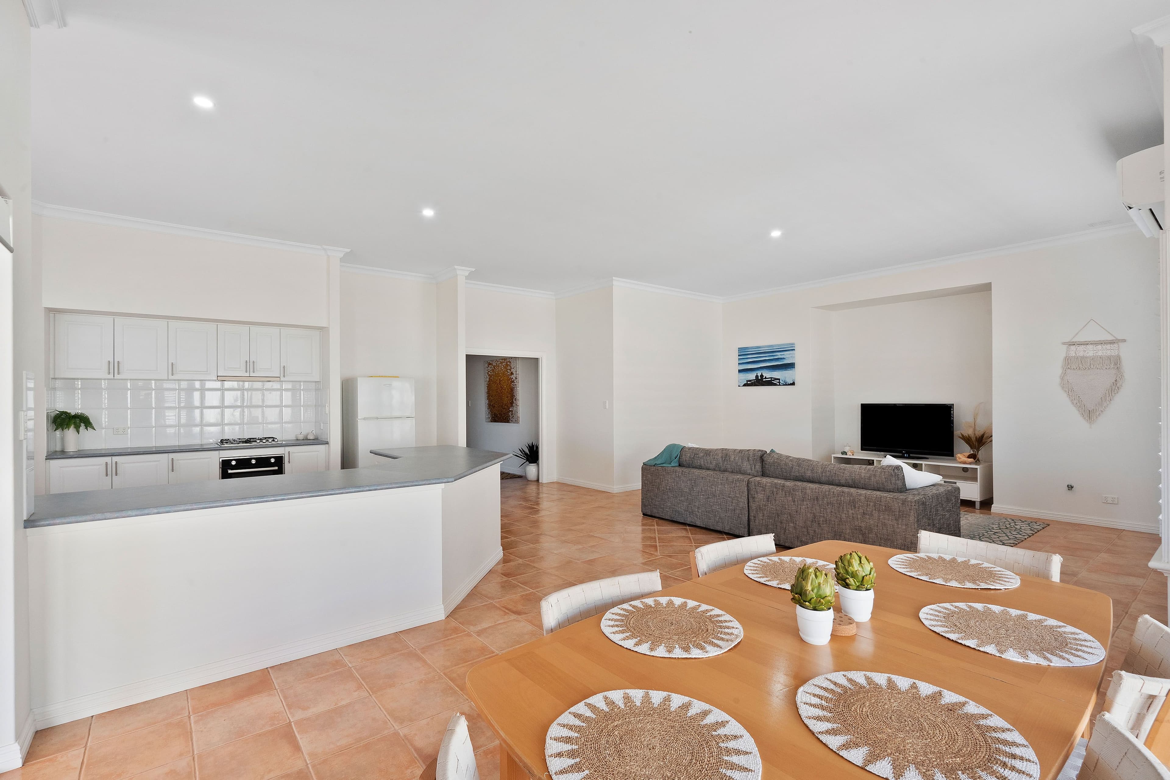 1 Batavia Avenue, Wannanup WA 6210, Wannanup - Thumbnail 7