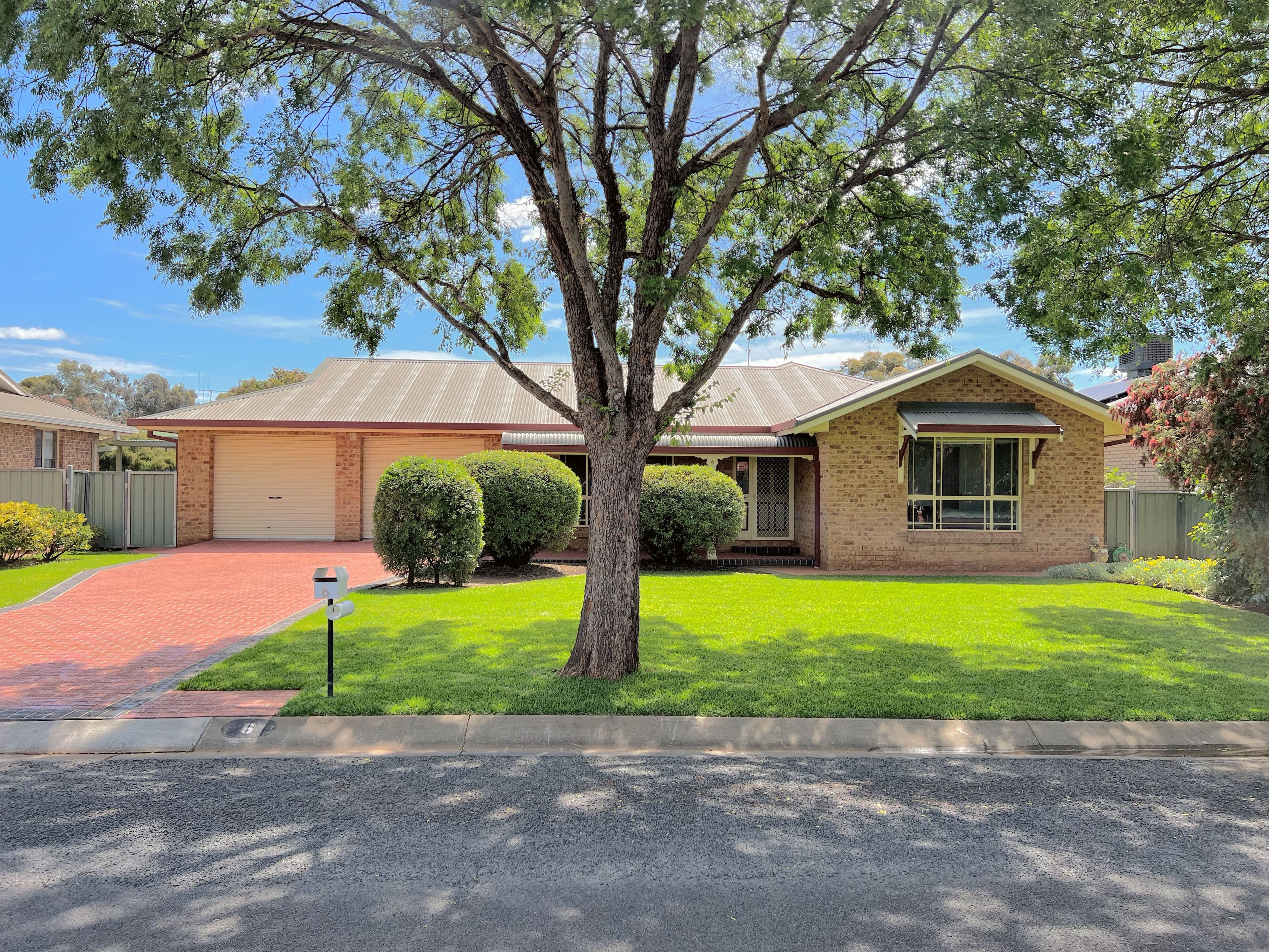 6 Angeleish Avenue, Parkes NSW 2870, Parkes - Image 1