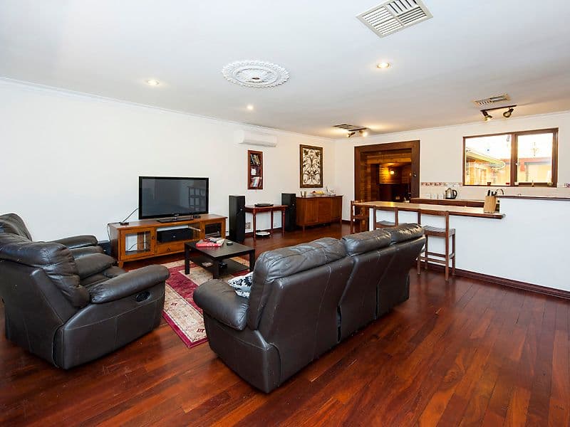 70 Heath Road, Kalamunda WA 6076, Kalamunda - Thumbnail 2
