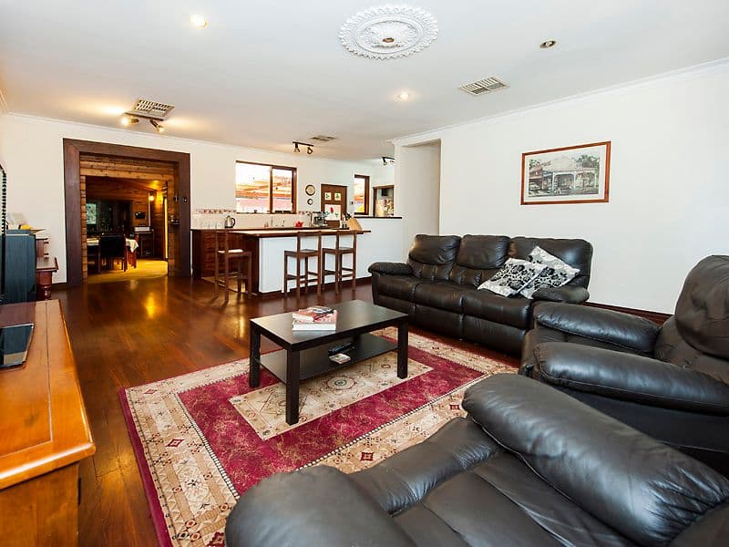 70 Heath Road, Kalamunda WA 6076, Kalamunda - Thumbnail 4