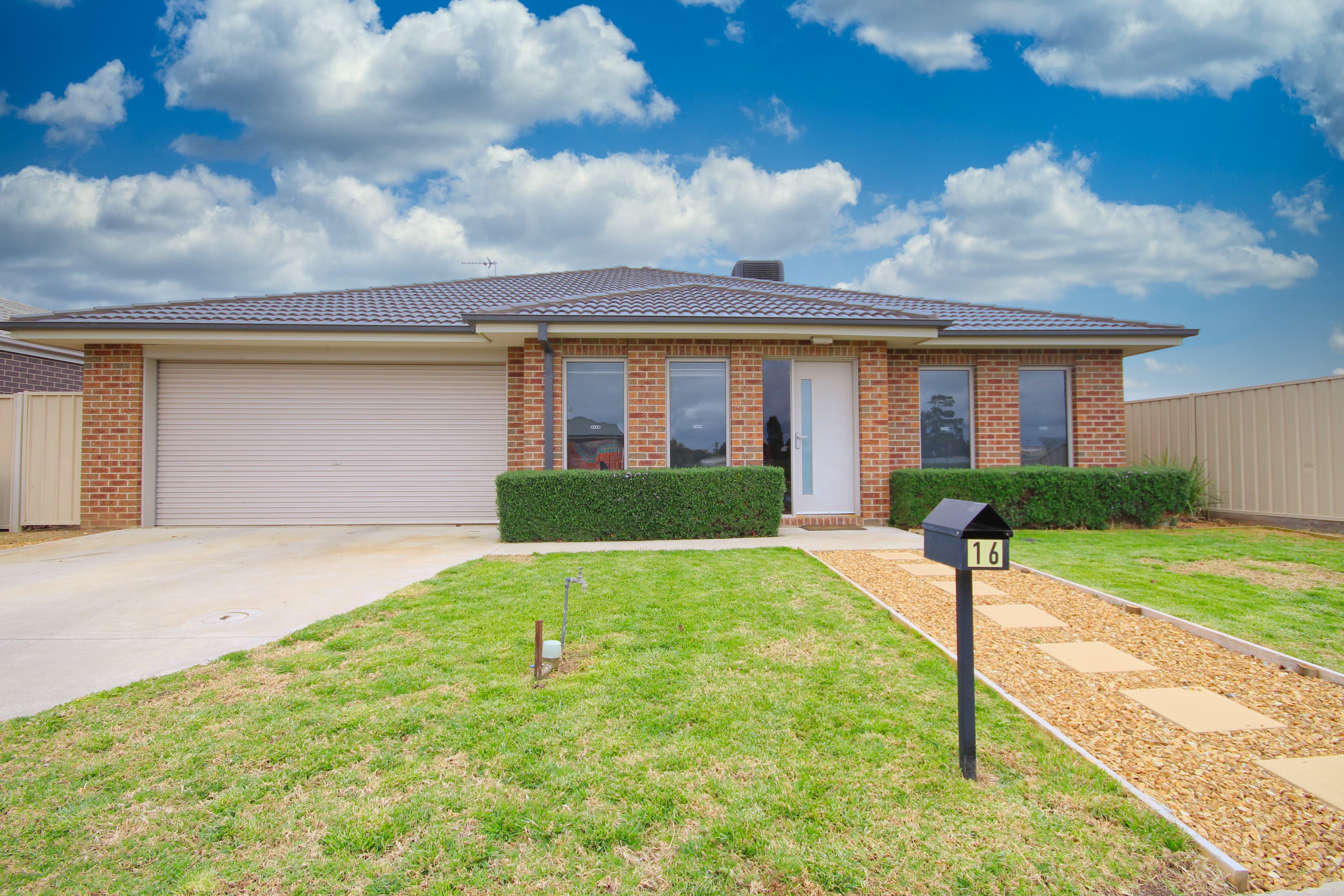 16 Hickson Street, Horsham VIC 3400, Horsham - Image 1