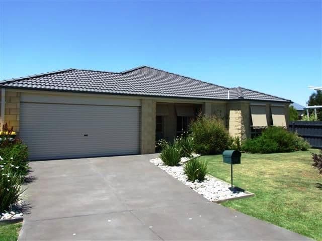 42 Katherine Circuit, COWES VIC 3922, Cowes - Image 1