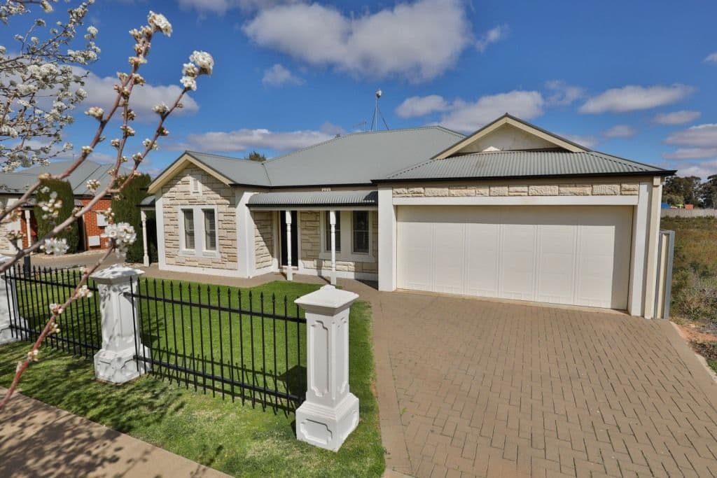 393 Eleventh Street, Mildura VIC 3500, Mildura - Image 1