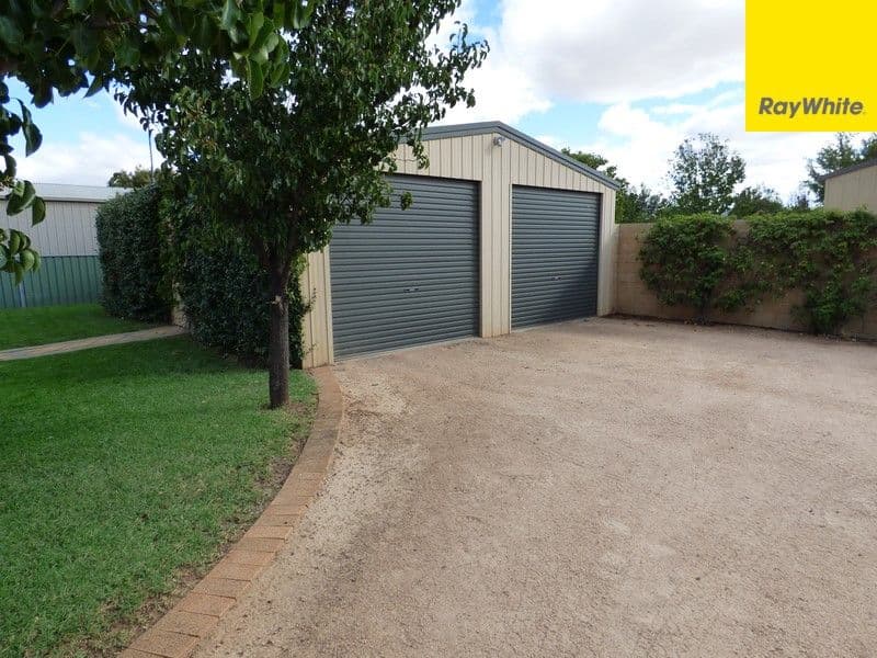 220 Farnell Street, Forbes - Thumbnail 4