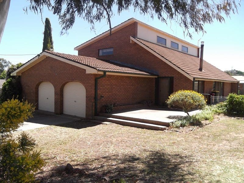 32 Comerford Street, Cowra - Image 1