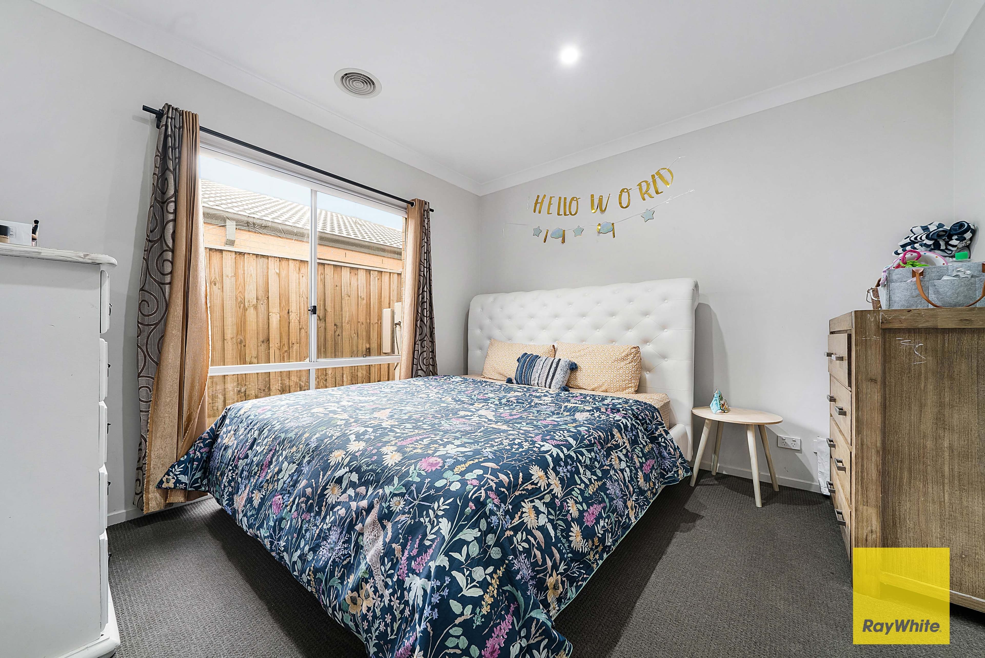 100 Grassbird Drive, Point Cook VIC 3030, Point Cook - Thumbnail 4