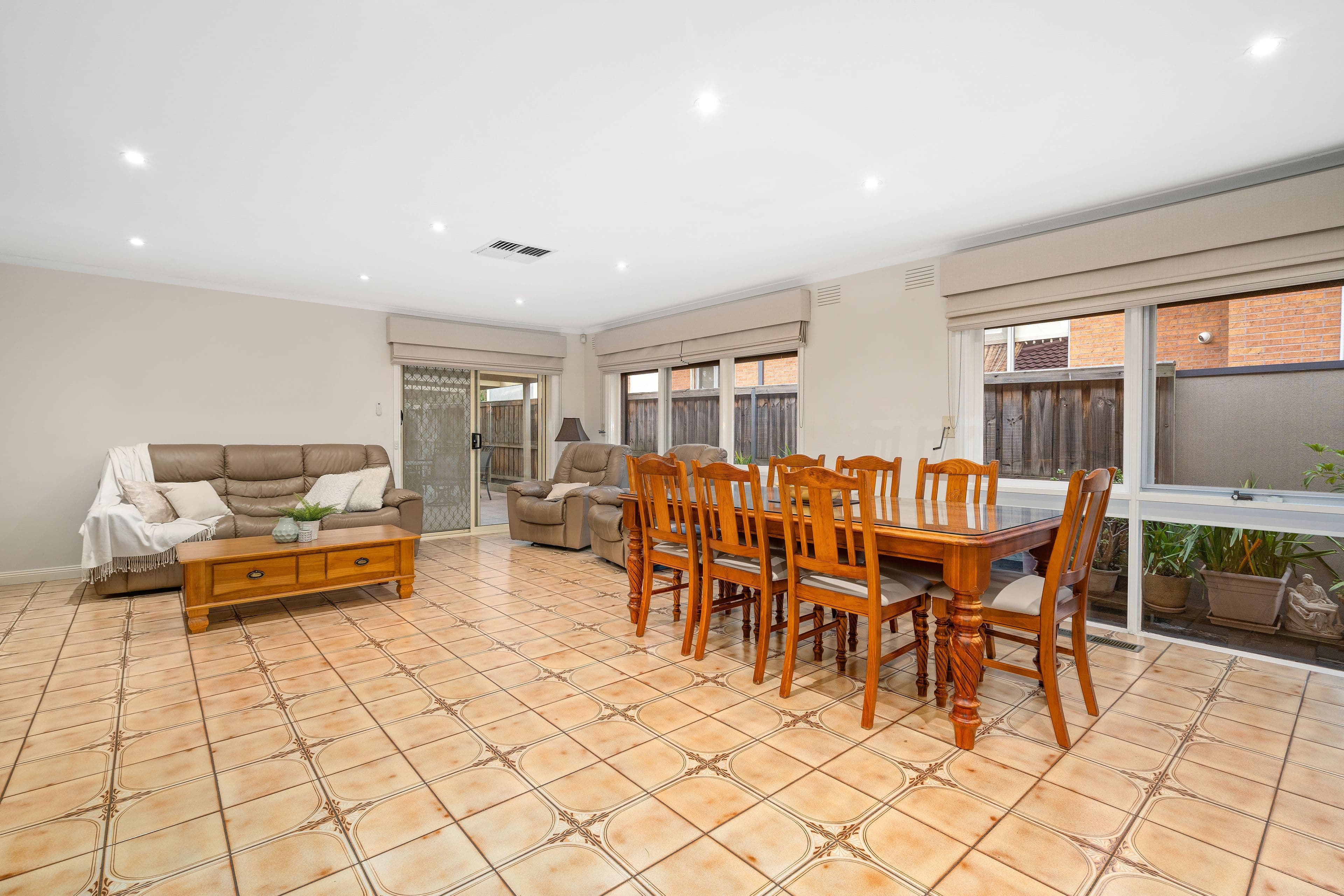 24 Oxley Avenue, Bundoora VIC 3083, Bundoora - Thumbnail 7